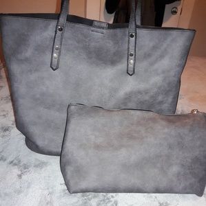 Leather tote bag